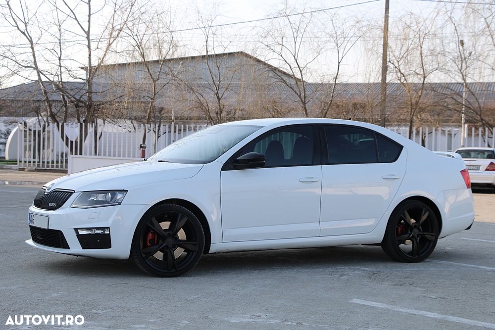 Skoda Octavia 2.0 TDI (Green tec) DSG RS - 3