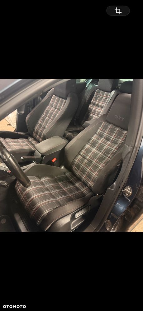 Volkswagen Golf 2.0 GTI DSG - 12