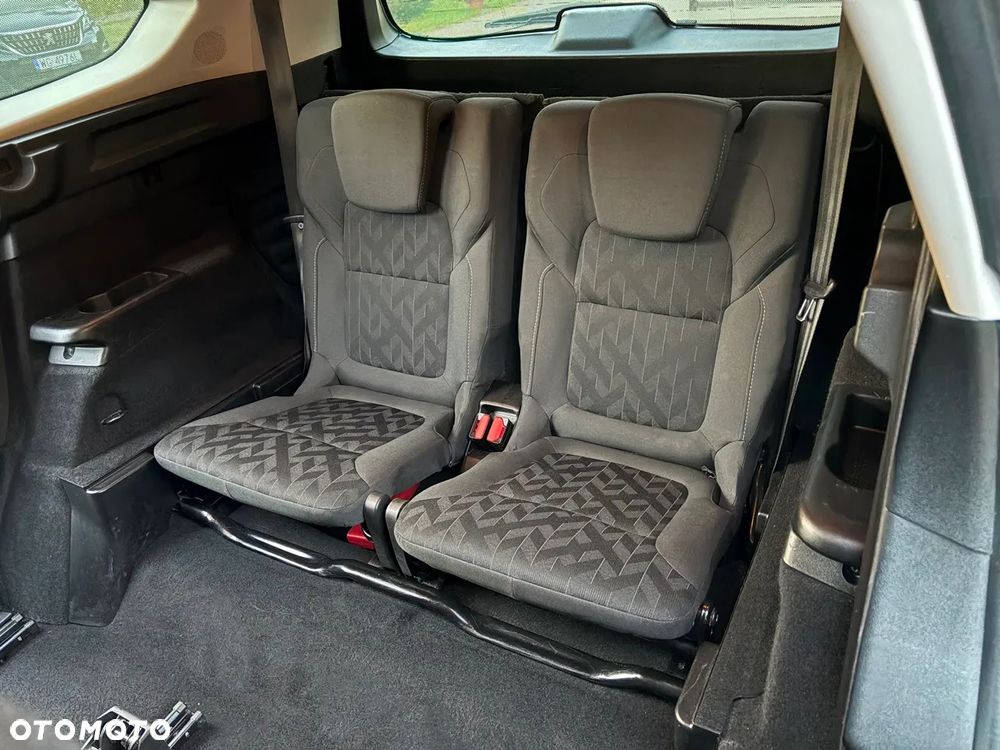 Renault Grand Scenic - 15