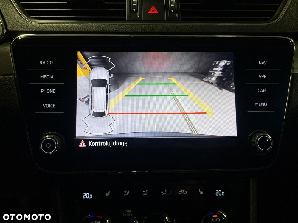 Skoda Superb 2.0 TDI SCR Style DSG - 31