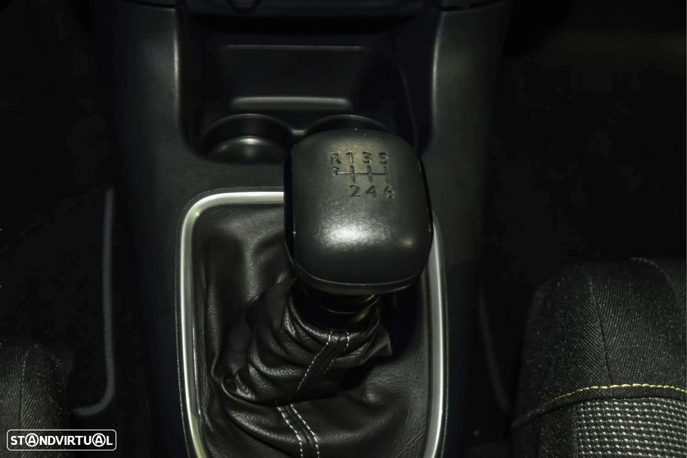 Citroën C3 1.2 PureTech Max - 16