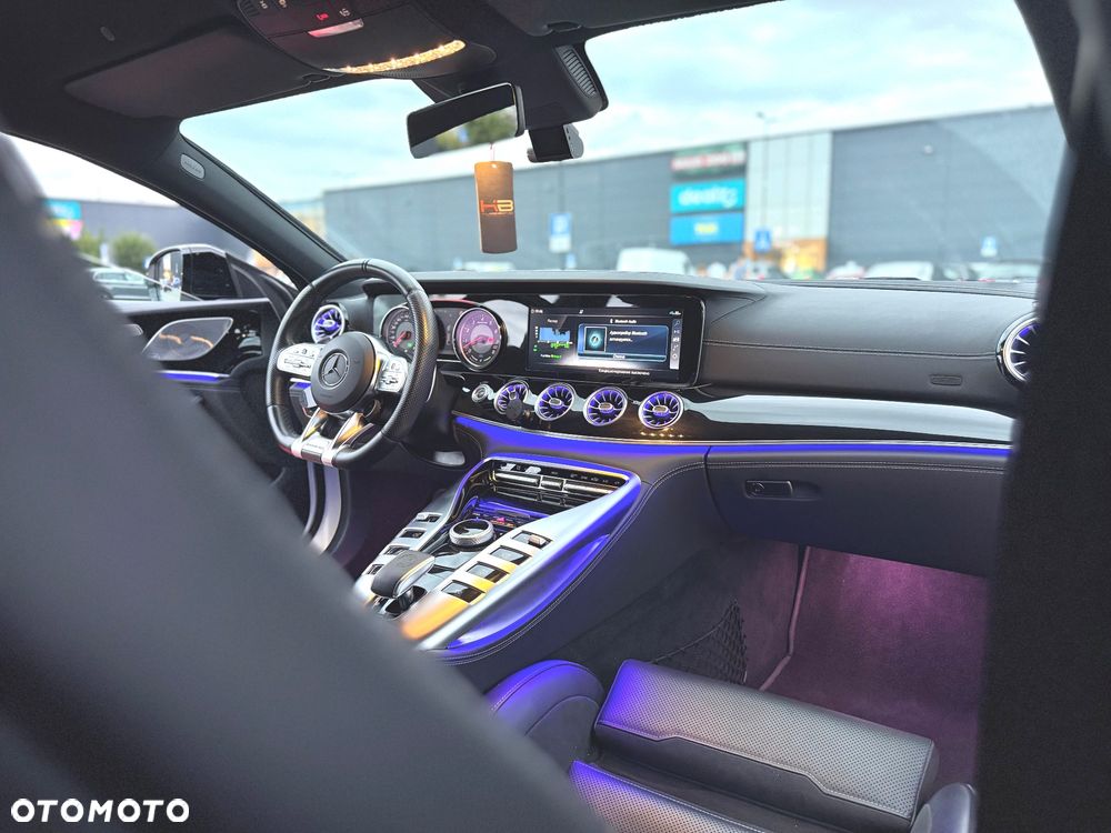 Mercedes-Benz AMG GT 43 - 13