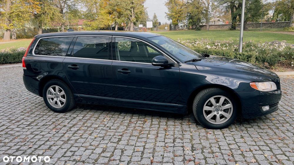 Volvo V70 2014 photo 3