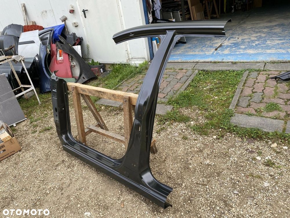 PRÓG LEWY SŁUPEK NISSAN QASHQAI II J11 13-21 NOWY ORYGINALNY G6415-HV0MB - 2