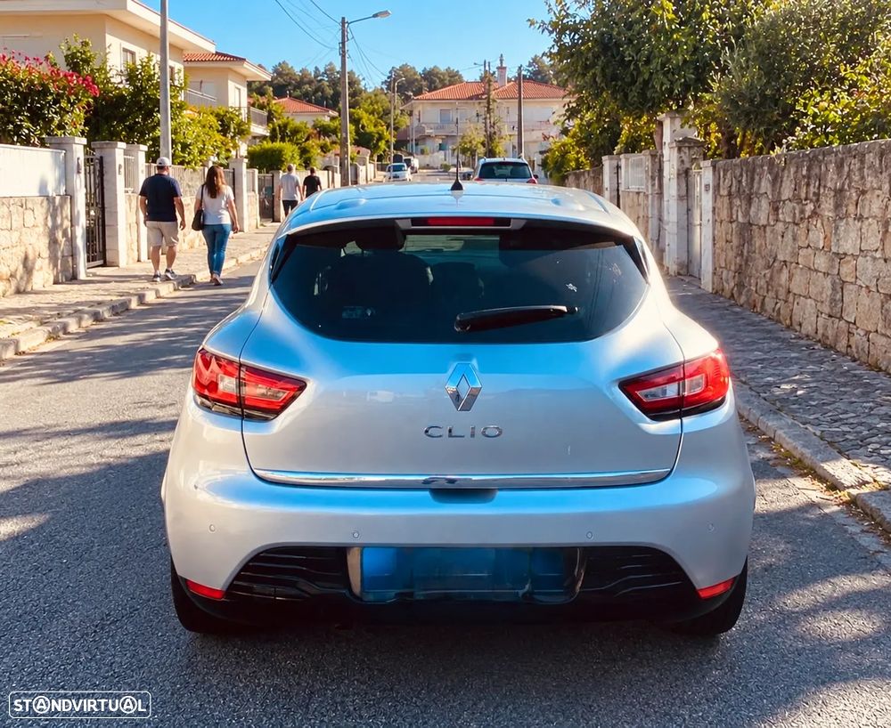 Renault Clio - 2