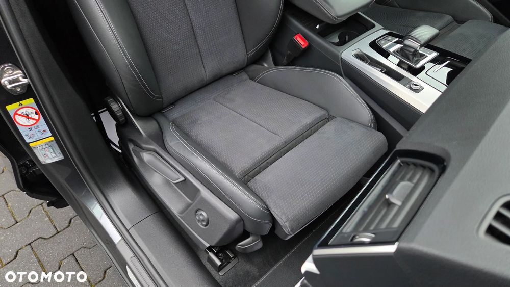 Audi Q5 40 TDI quattro S tronic S line - 10