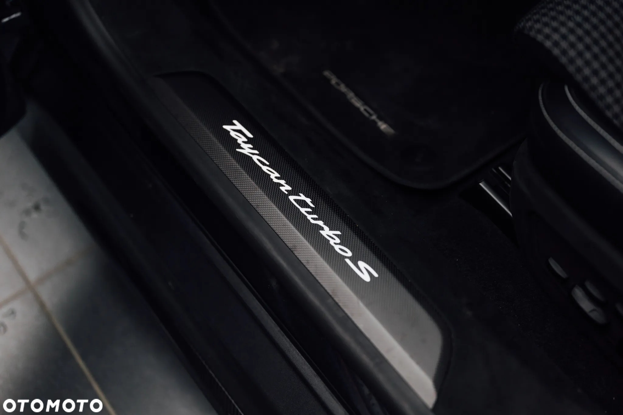 Porsche Taycan 105kWh Turbo S Sport Turismo - 26