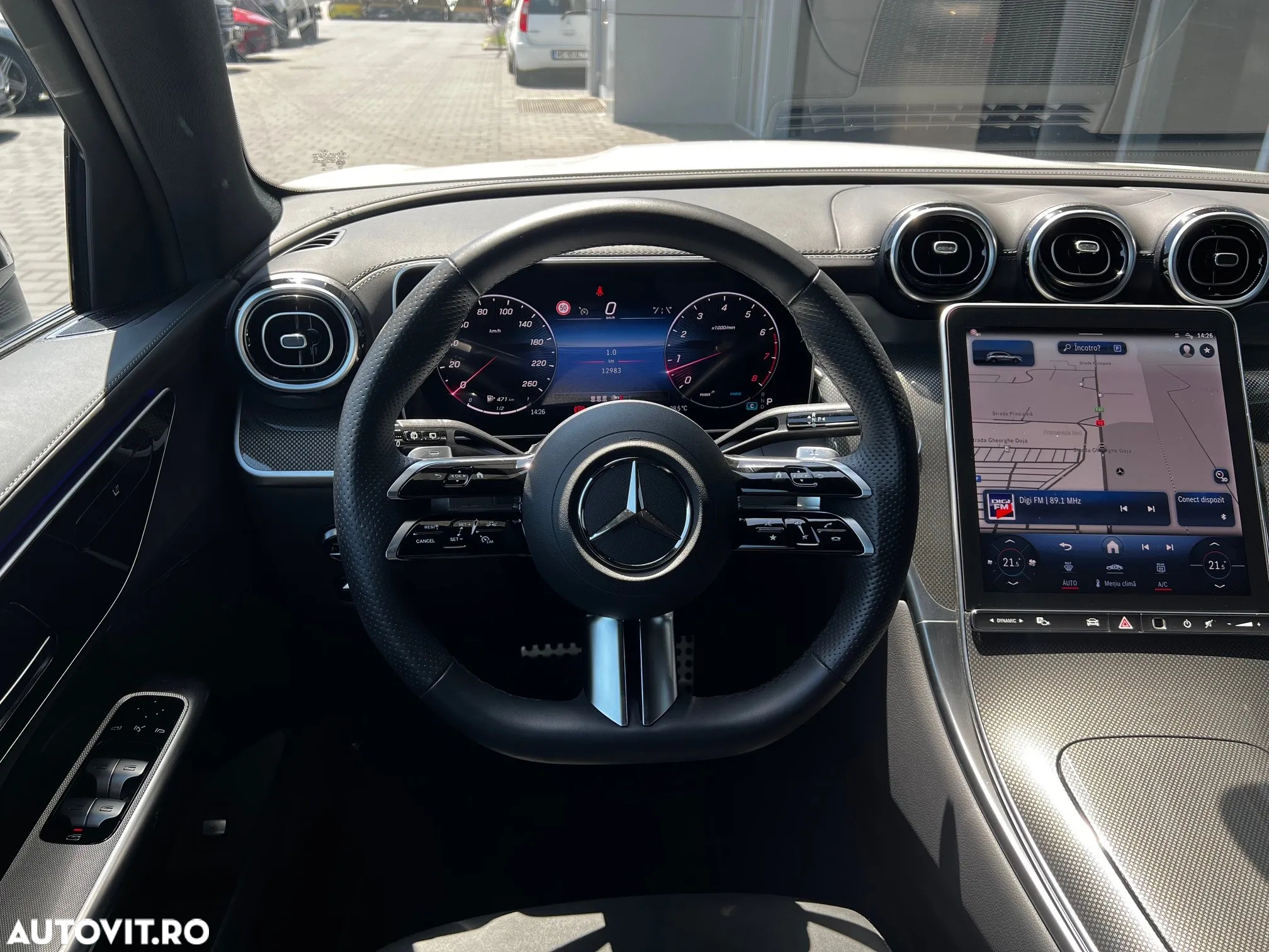 Mercedes-Benz GLC 200 4Matic 9G-TRONIC AMG Line Advanced - 12