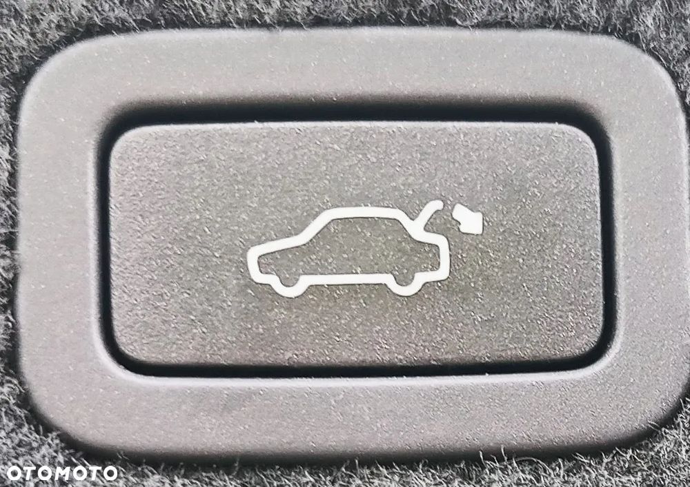Volvo V70 D4 Geartronic Momentum - 19