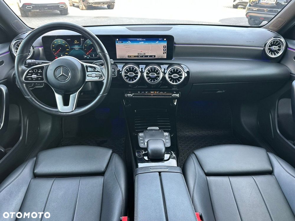 Mercedes-Benz Klasa A 180 Progressive 7G-DCT - 8