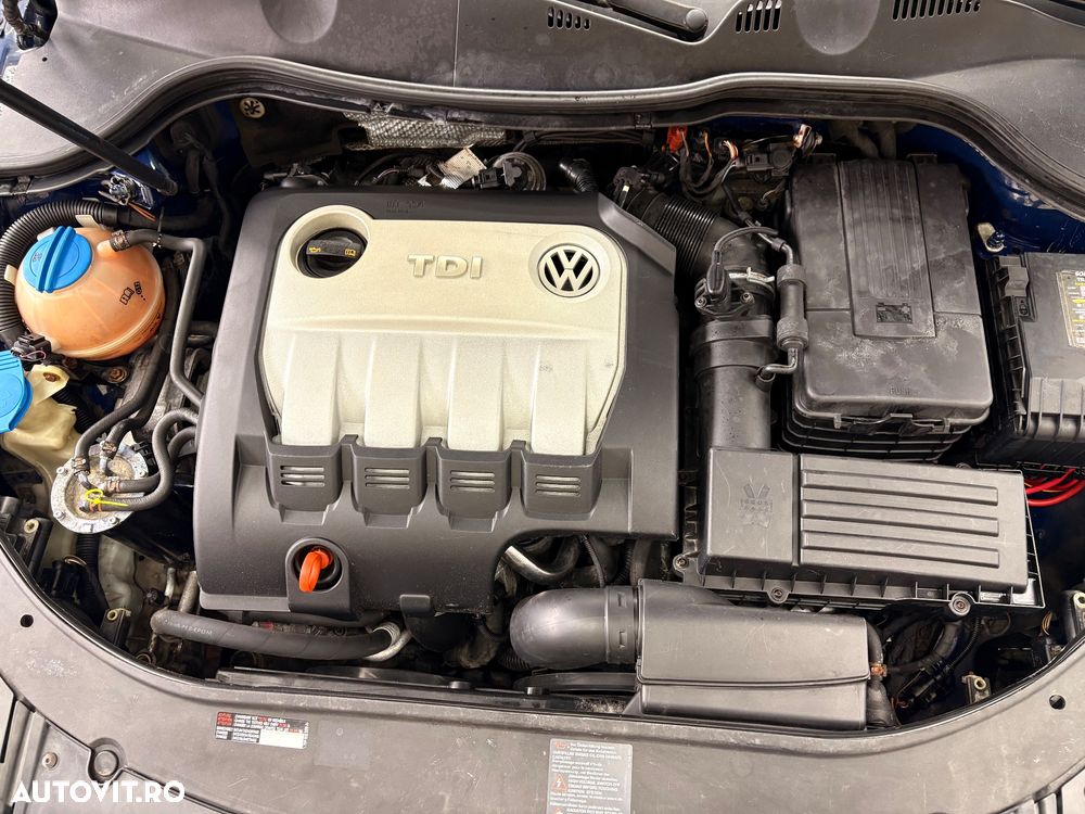 Volkswagen Passat Variant 2.0 TDI DPF DSG Comfortline - 9