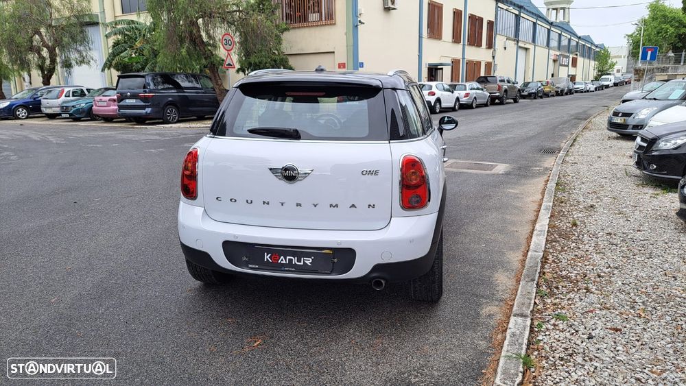 MINI Countryman One - 17