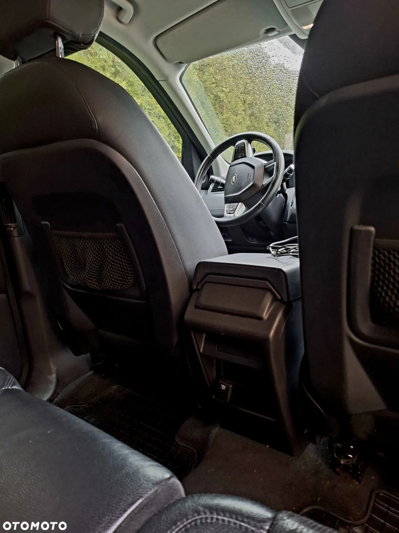 Land Rover Discovery Sport - 21