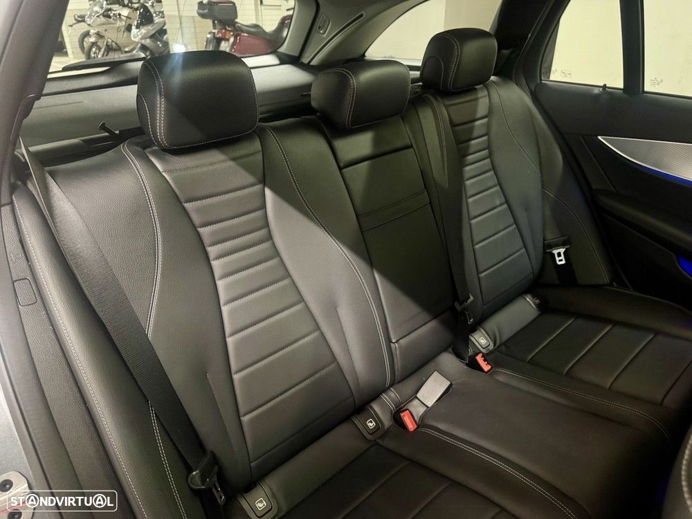 Mercedes-Benz E 220 d Avantgarde 4Matic All-Terrain - 43