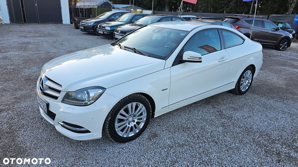 Mercedes-Benz Klasa C 180 BlueEFFICIENCY 7G-TRONIC - 30