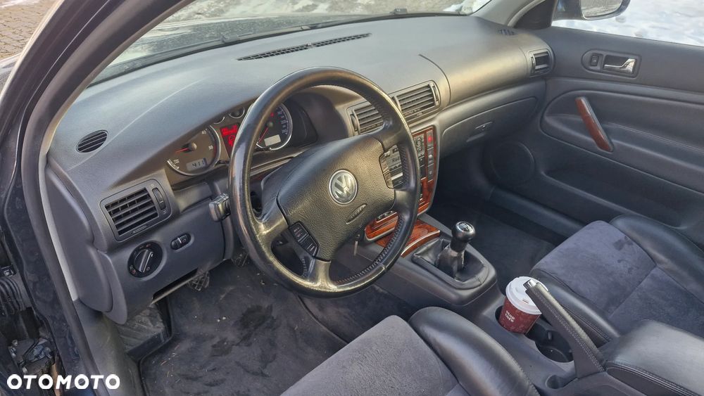 Volkswagen Passat 1.9 TDI Exclusive - 15