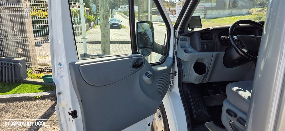 Ford Transit 2.2 TDCI - RIMOR - 6 LUGARES - 6 DORMIDAS - 11