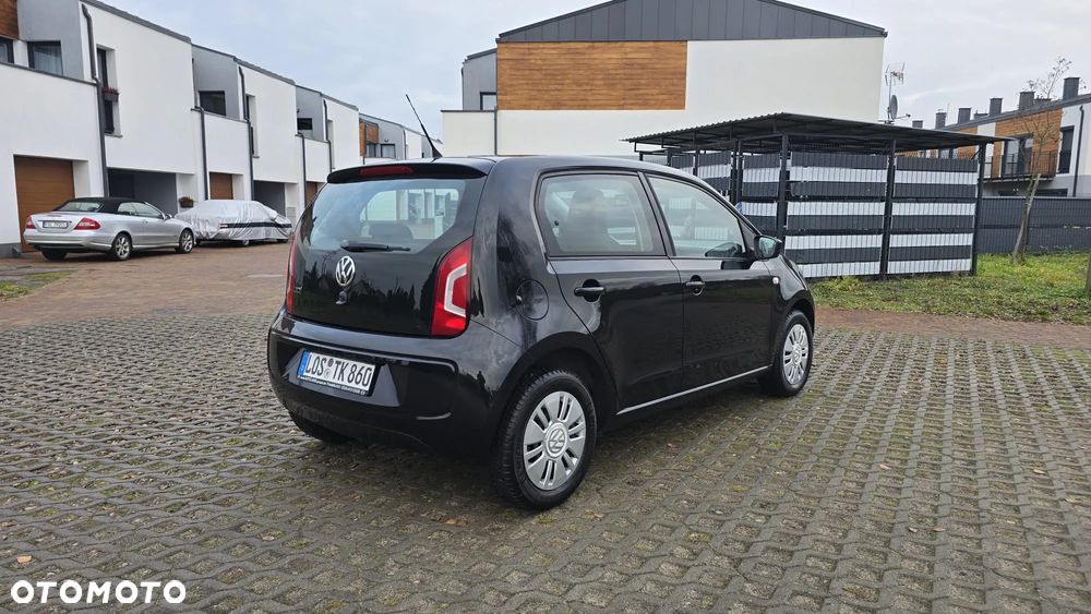 Volkswagen up! move - 4