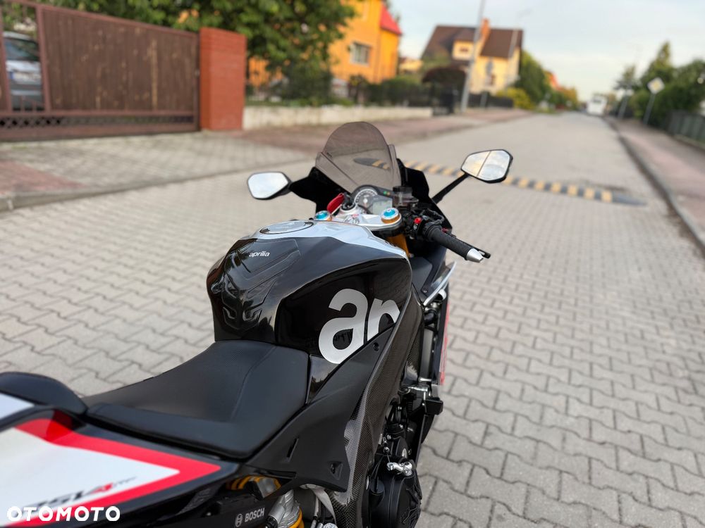 Aprilia RSV - 12