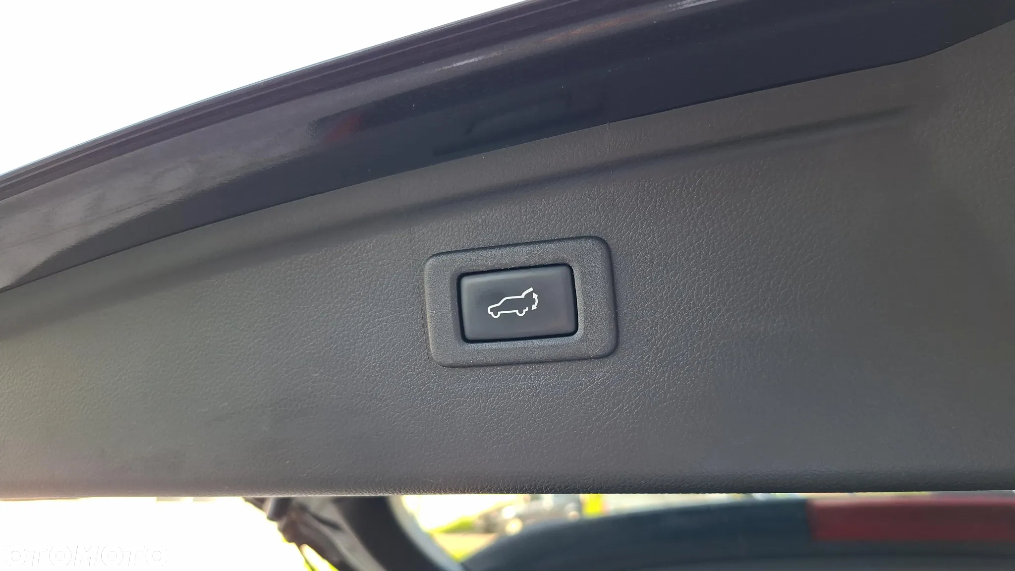Subaru Outback 2.0D Exclusive Lineartronic - 15