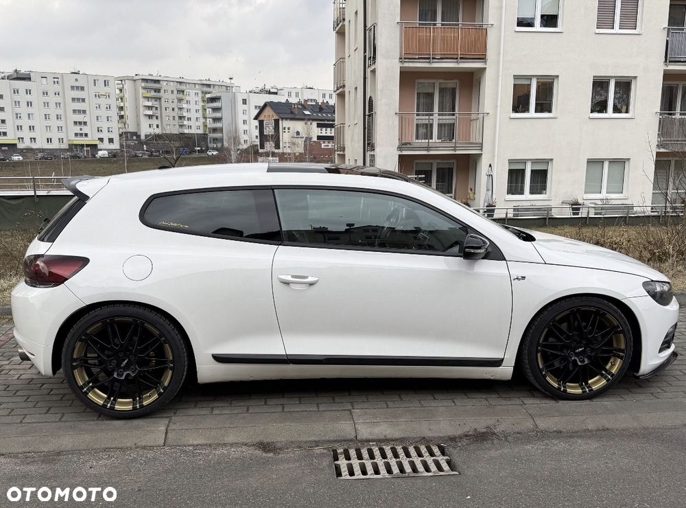 Volkswagen Scirocco - 2