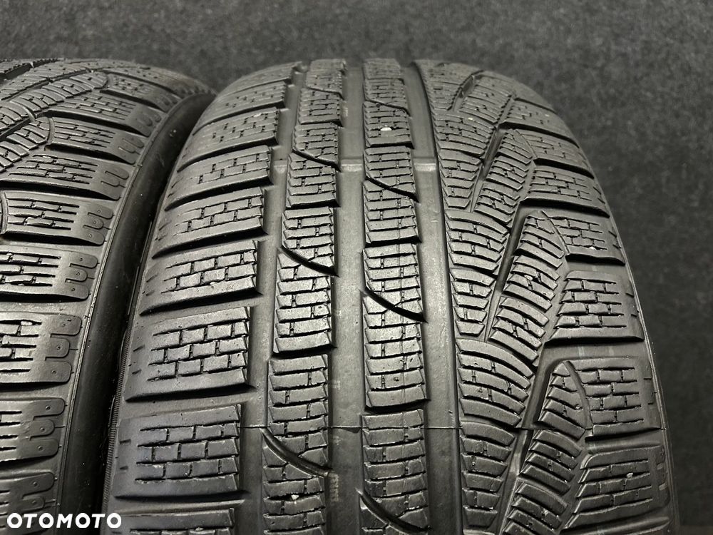 Opony zimowe Pirelli SottoZero Winter 240 Serie II 245/50/18 100V 2szt. - 3