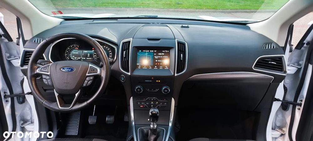 Ford Edge 2.0 EcoBlue 4x4 Trend - 27