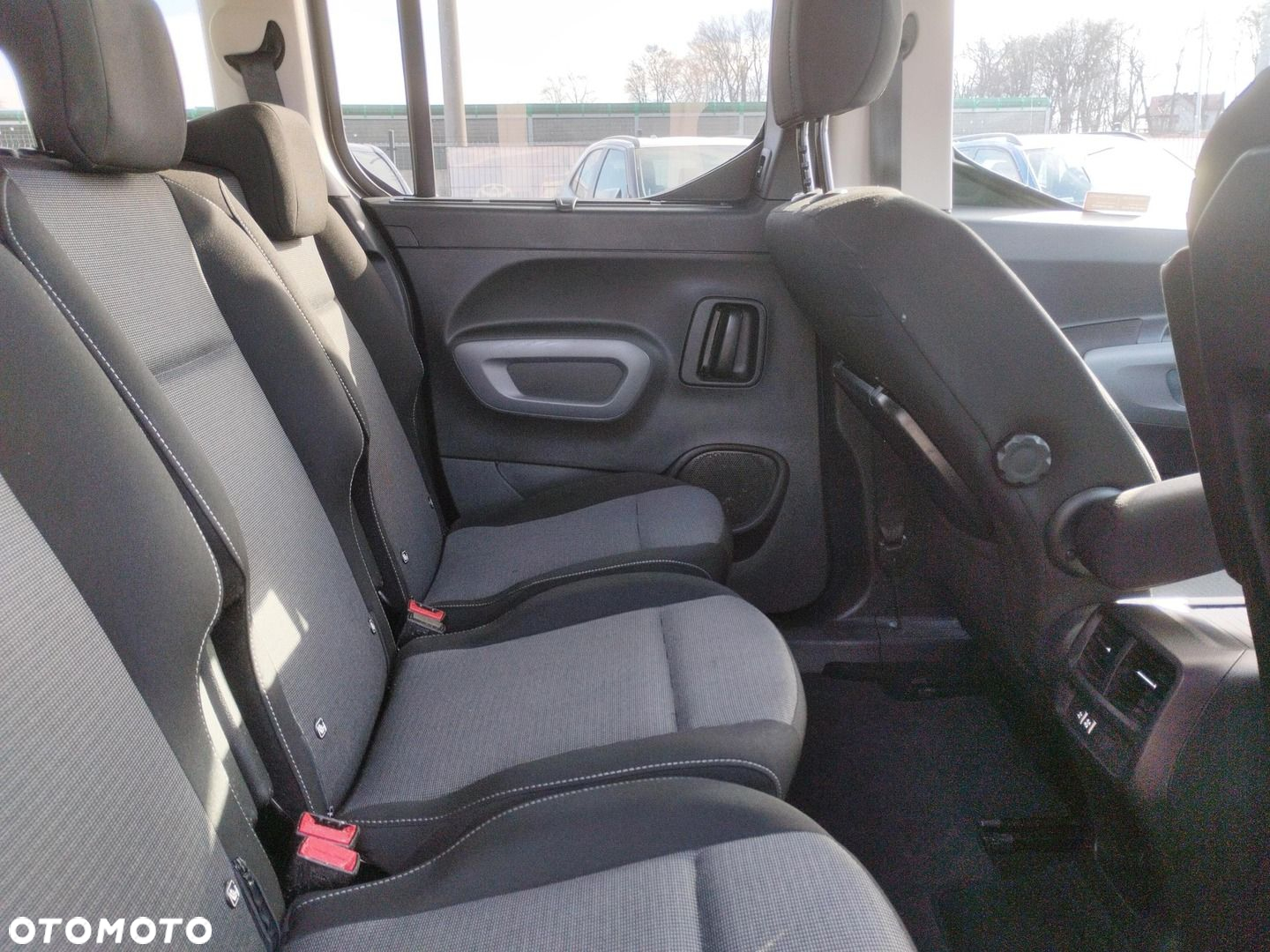 Toyota Proace City Verso 1.5 D-4D Family - 10