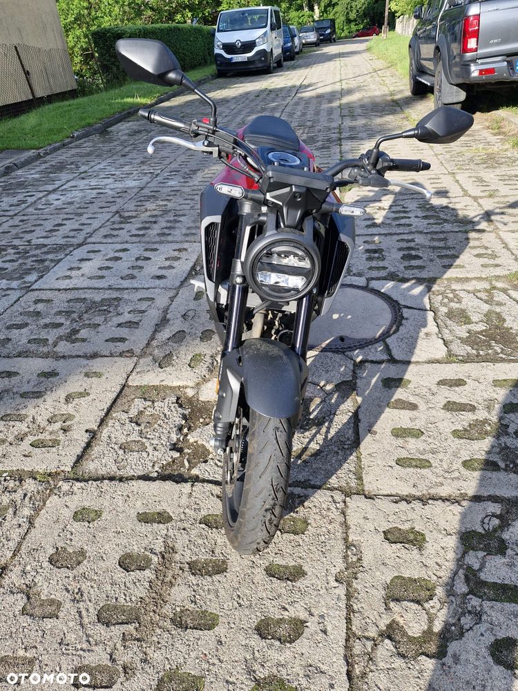 Honda CB - 3