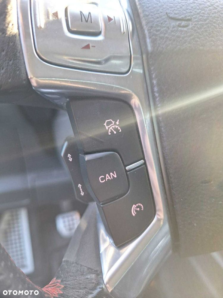 Ford S-Max 2.0 TDCi DPF Titanium - 10