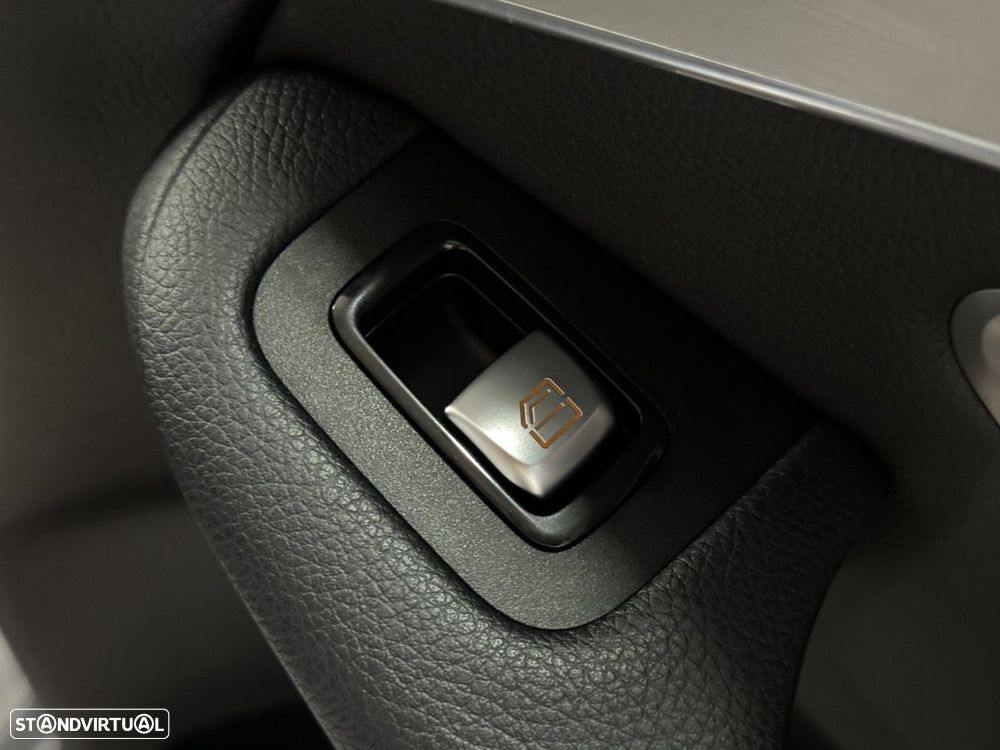 Mercedes-Benz GLC 300 de Coupé 4Matic - 36