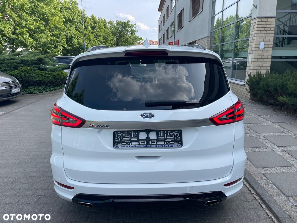 Ford S-Max - 8