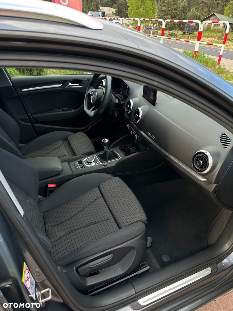 Audi A3 Sportback 1.6 TDI sport - 11