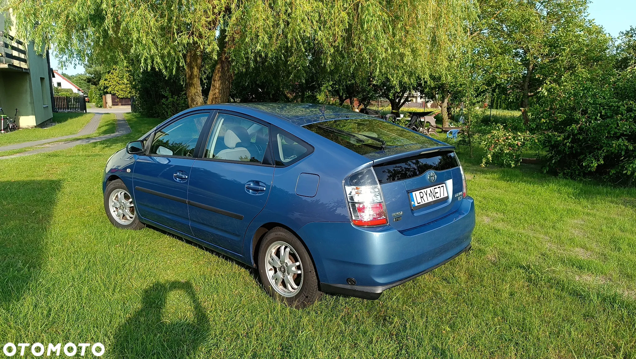 Toyota Prius - 5