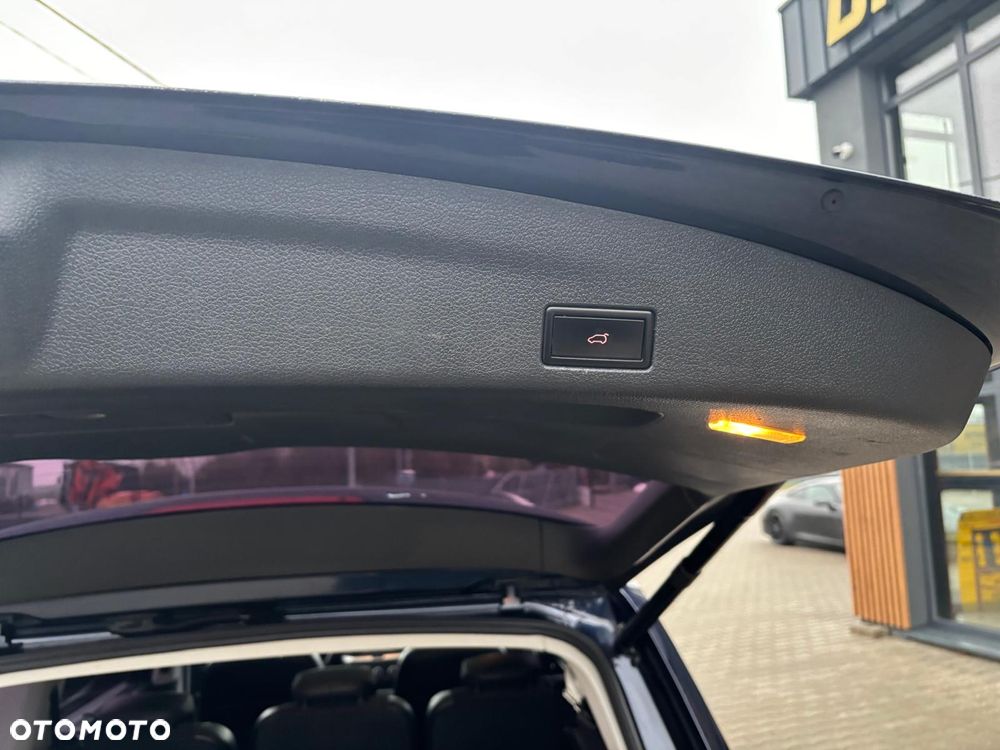 Volkswagen Sharan 2.0 TDI BMT Comfortline DSG - 24