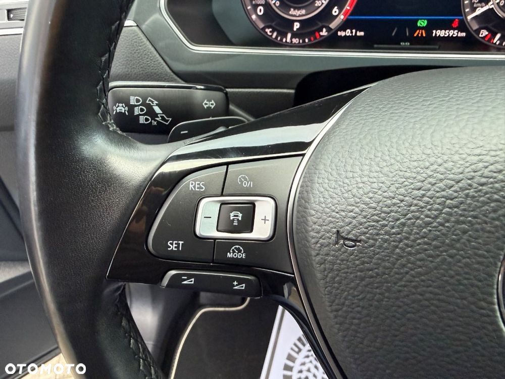 Volkswagen Tiguan Allspace - 34