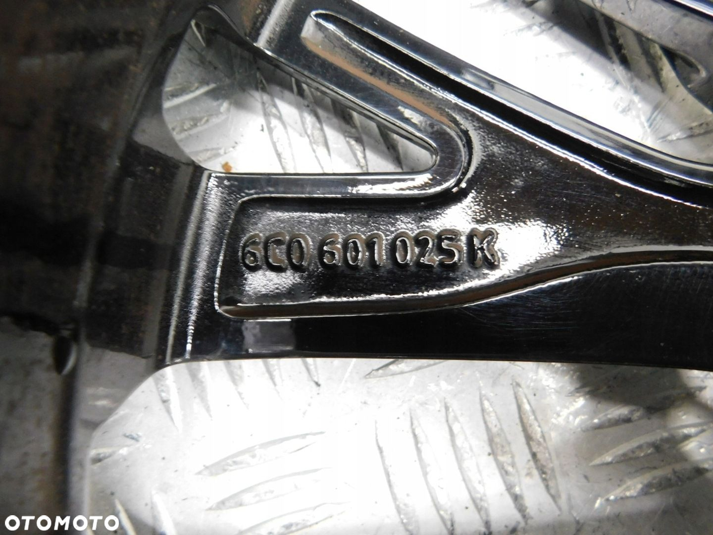 FELGI ALUMINIOWE 5x100 7,5jx17 - VW POLO 6R 6C GTi R-line - 16