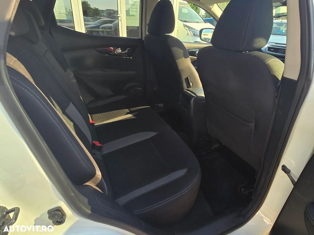 Nissan Qashqai 1.7 dCi Xtronic ALL-MODE 4x4i TEKNA+ - 15