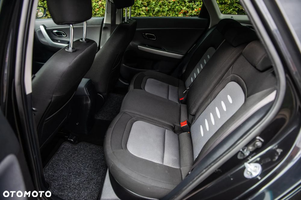 Kia Ceed Cee'd 1.4 Business Line - 23