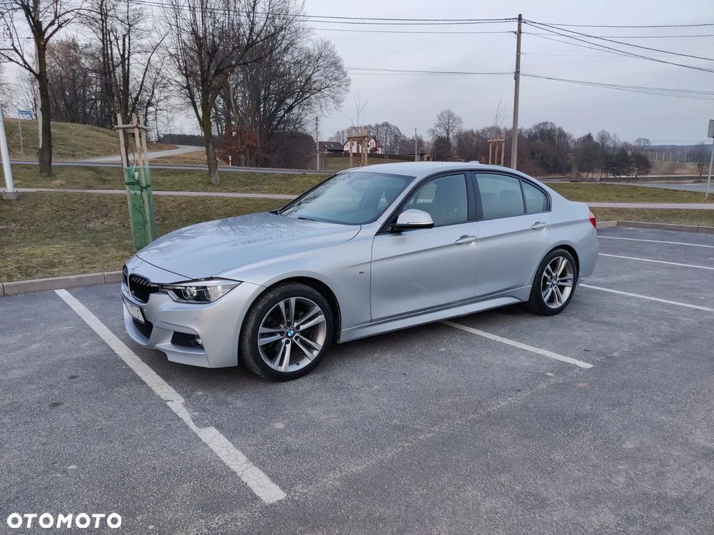 BMW Seria 3 316d Edition M Sport Shadow - 12