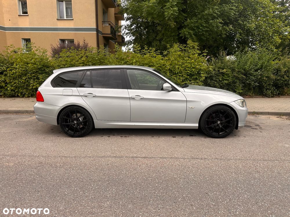 BMW Seria 3 320d - 2