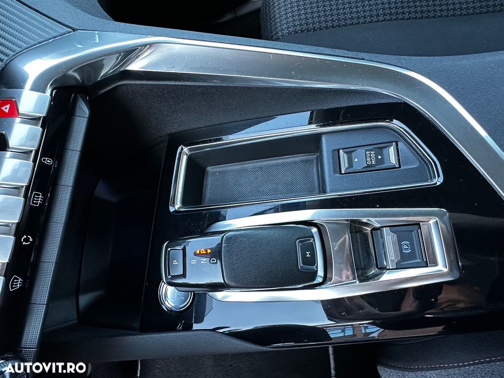 Peugeot 3008 BlueHDi 130 Stop & Start EAT8 Active Pack - 21