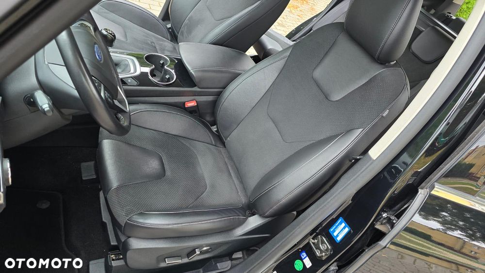 Ford Galaxy 2.0 EcoBlue Titanium - 12