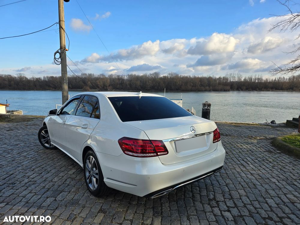 Mercedes-Benz E 300 BLUETEC - 5