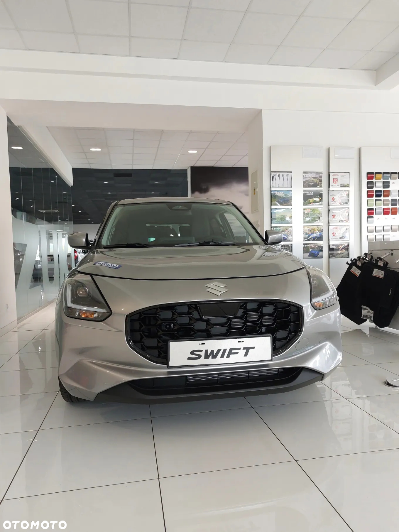 Suzuki Swift 1.2 Dualjet SHVS Premium Plus CVT - 5