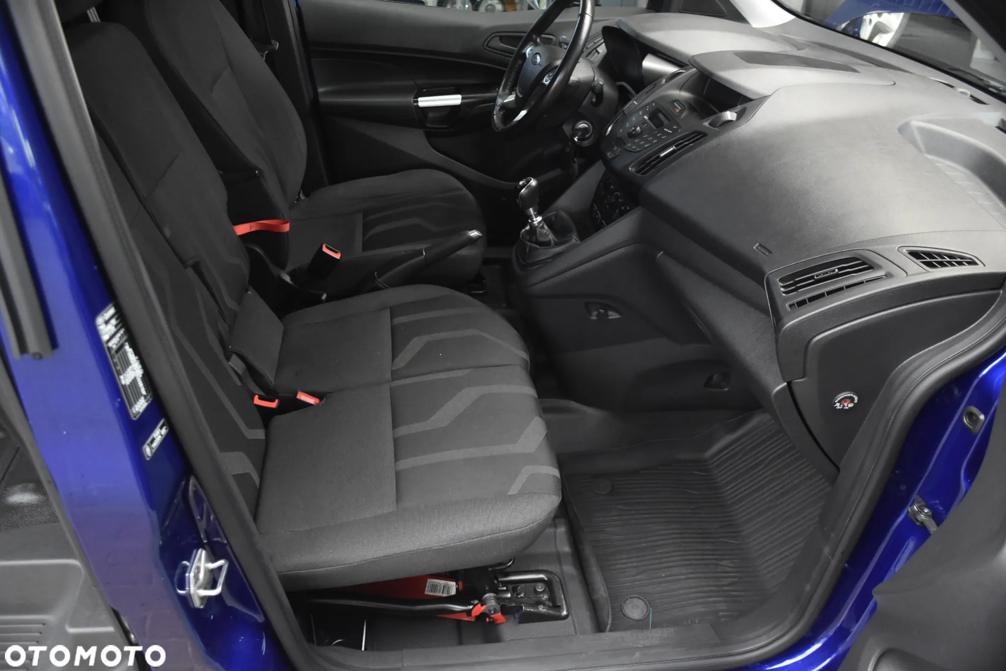 Ford Transit Connect - 7