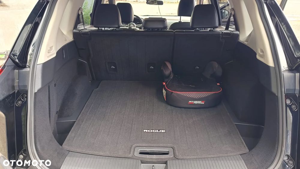 Nissan Rogue - 22