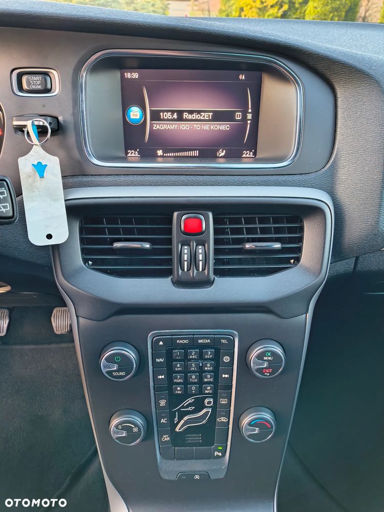 Volvo V40 D2 Momentum - 12