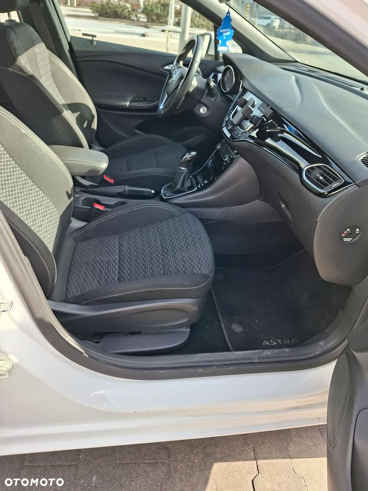 Opel Astra 1.6 CDTI Dynamic S&S - 13