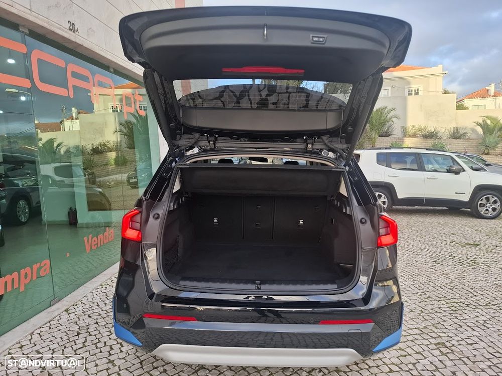 BMW iX1 xDrive30 xLine - 48